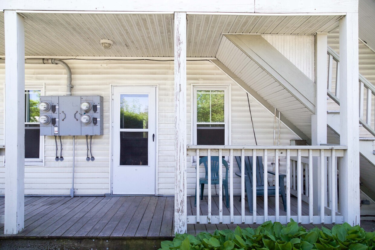 1 Pine Pl Unit 1, Burlington, VT 05401 Apartments in Burlington, VT