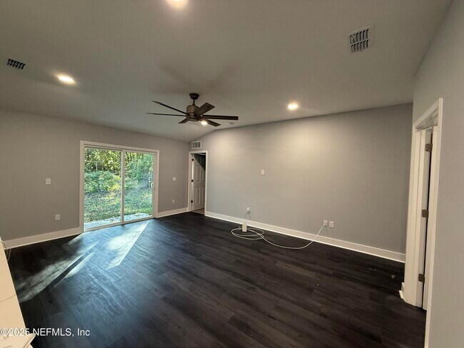 Foto del edificio - 951 Superior St