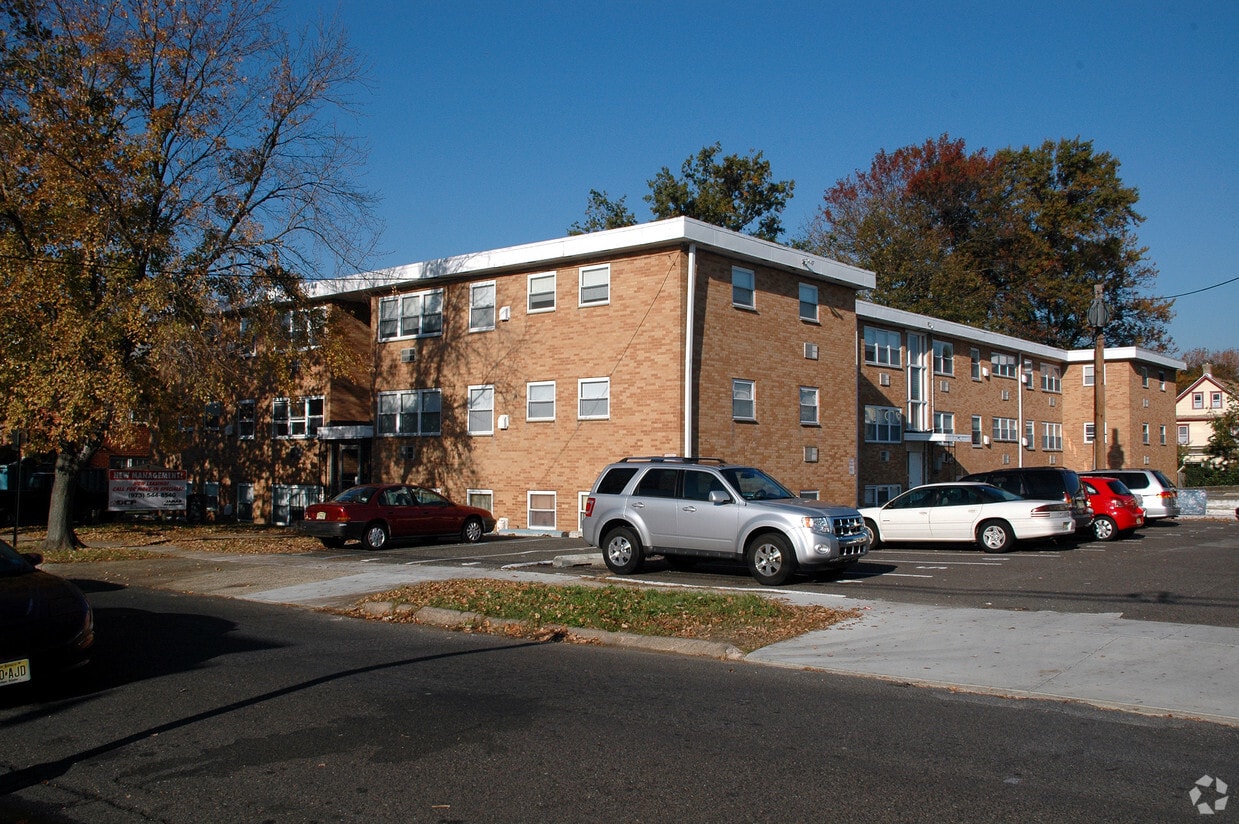 The Savoy Apartments in Oaklyn, NJ
