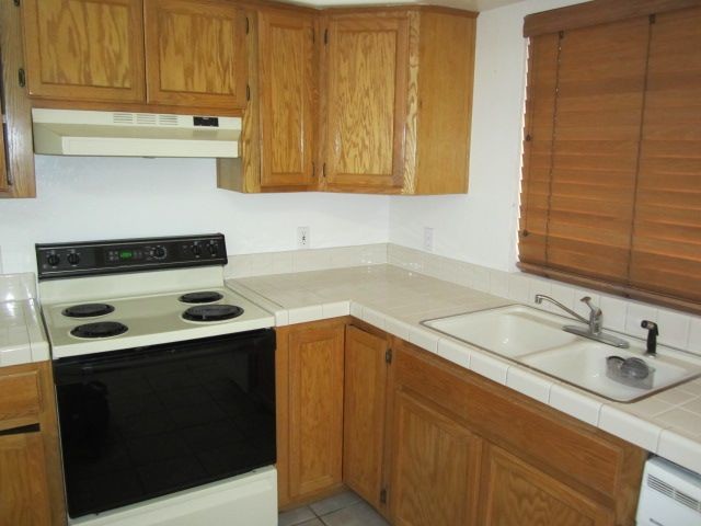 Foto del edificio - Beautiful 3B/2B home with spacious rooms