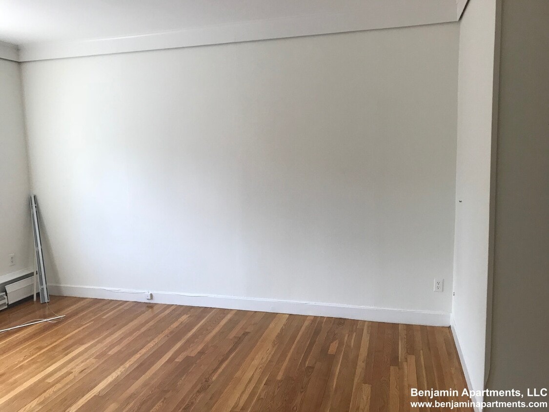 Primary Photo - 510 Beacon St