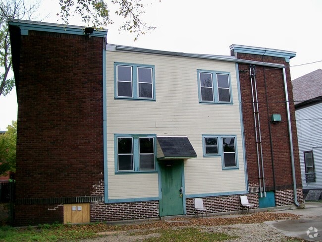 Building Photo - 1909 Park Ave