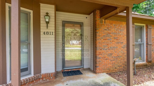 Building Photo - 4811 Bridlewood Dr