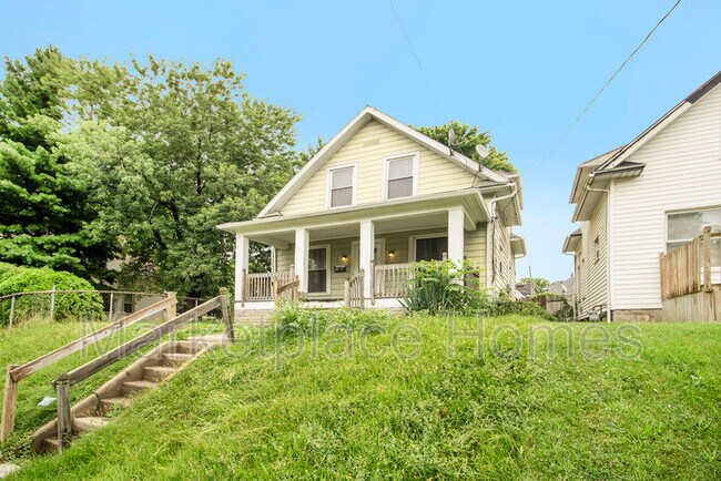Building Photo - 1353 Utah St