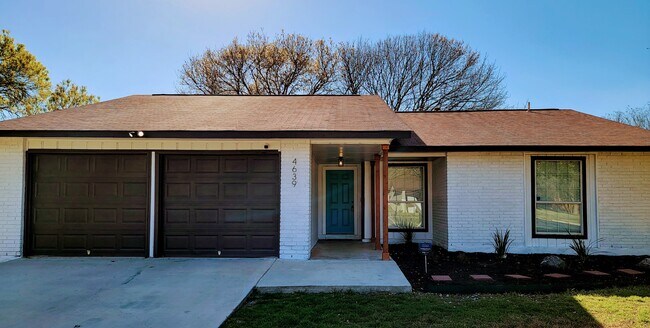 Building Photo - 4639 Golden Meadow
