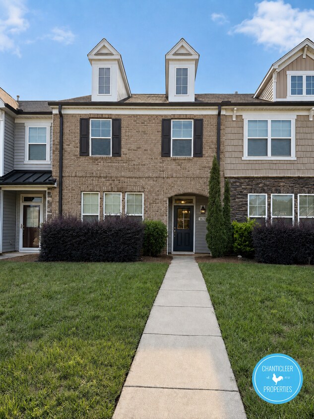Photo - 5820 Crestlawn Ct (Winston-Salem, NC)
