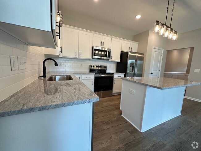 Building Photo - Parkwood West Townhomes
