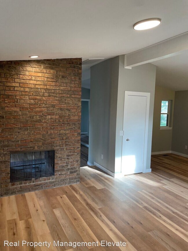 Building Photo - 3 br, 2 bath House - 2328 NW 109th Street