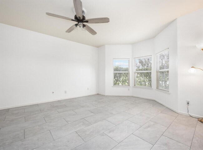 Foto del edificio - 20827 Settlers Lake Cir N