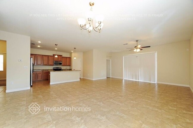 Building Photo - 11432 Flora Springs Dr