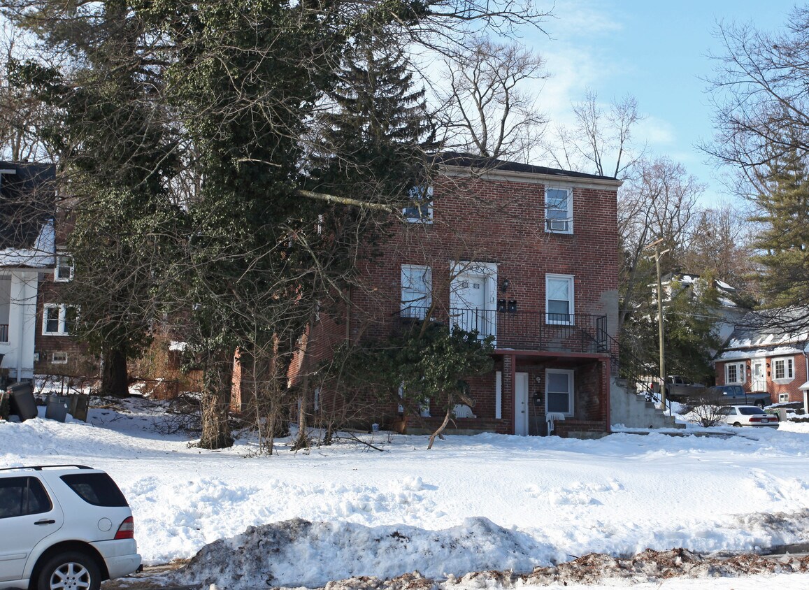 Foto del edificio - 5907 Gwynn Oak Ave