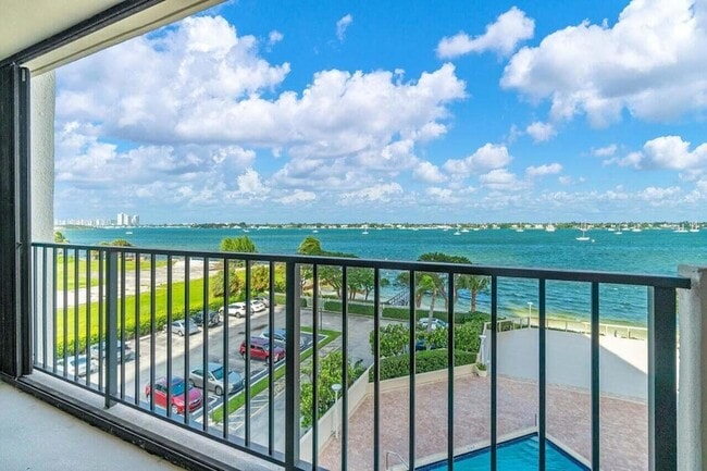 Photo - 5600 N Flagler Dr Apartment