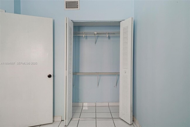 Foto del edificio - 5490 W 21st Ct