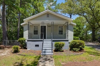 Building Photo - 1330 Kingston Rd