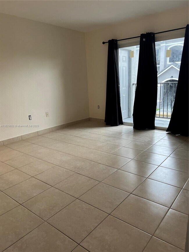Foto del edificio - 15470 SW 284th St