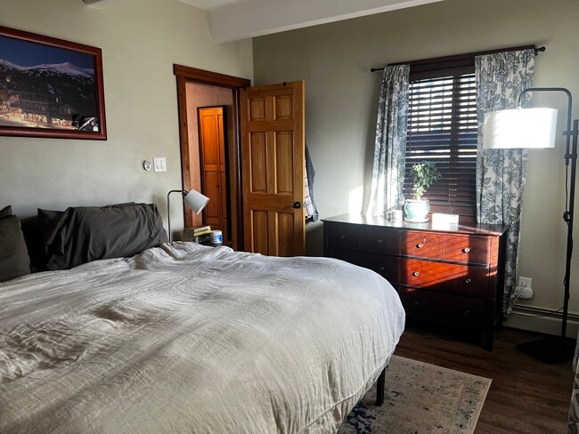 Foto del edificio - 303 Overlook Dr