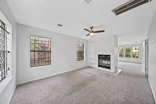 Building Photo - 3203 Milburn St