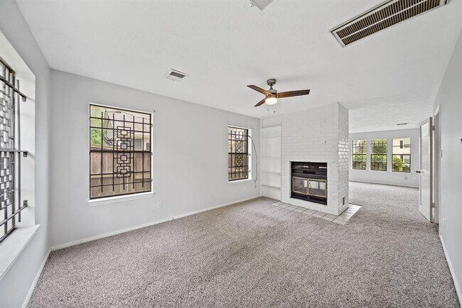 Foto del edificio - 3203 Milburn St