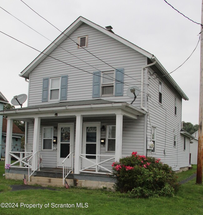 Building Photo - 204-206 Jackson St