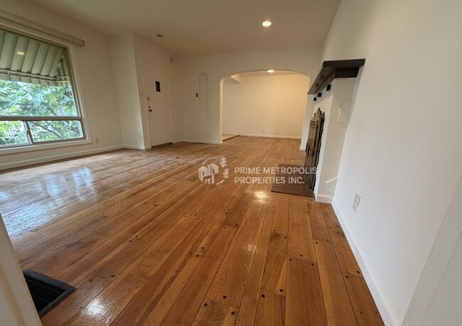 Foto del edificio - 999 31st St