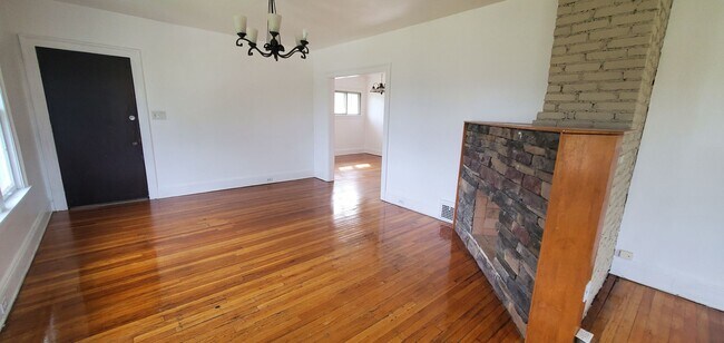 Building Photo - 17122 kenyon Rd, Shaker heights, OH 44120