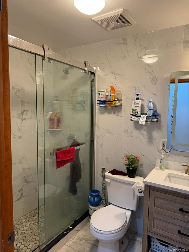 Foto del edificio - 90-01 184th Pl