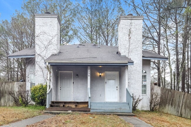 Building Photo - 8536 Pineland Dr