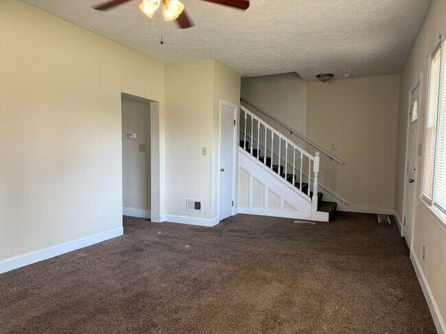 Foto del edificio - 2 Bedroom Home on the Southside