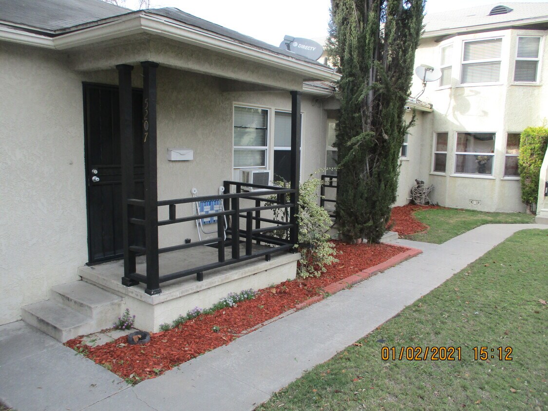 Carson Street - 5211 E Carson St