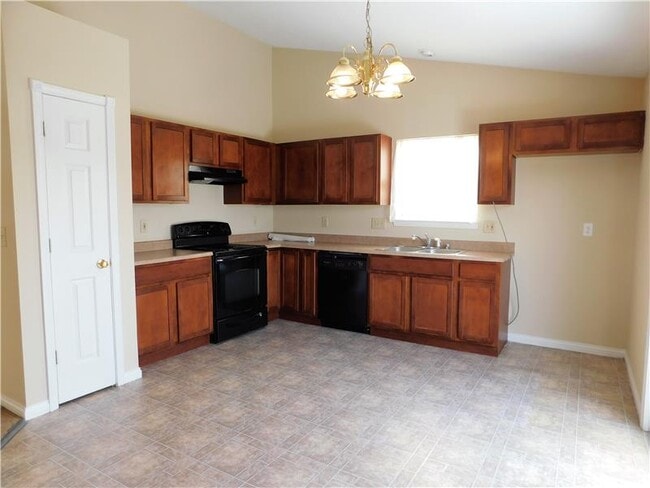 Building Photo - 1206 Carthage Dr