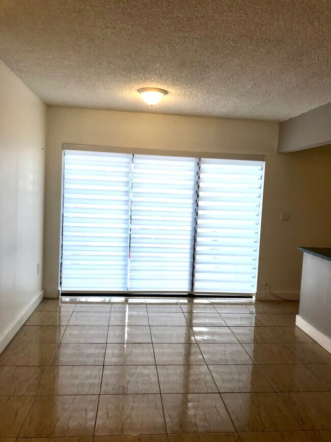 Foto del edificio - 10030 NW 9th St Cir