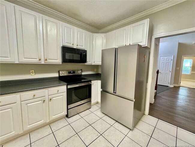 Building Photo - 260 Lick Creek Dr