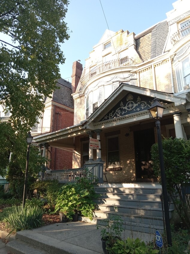 Primary Photo - 827 S 48th St
