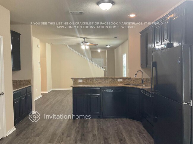 Foto del edificio - 1804 Village Park Trail