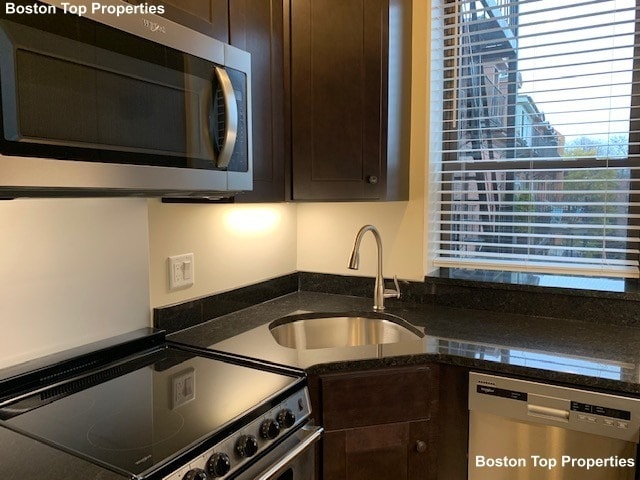 Foto del edificio - 537 Columbus Ave