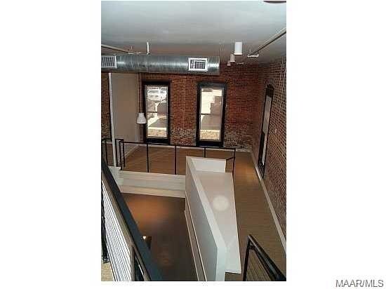 Foto del edificio - 246 N Court St