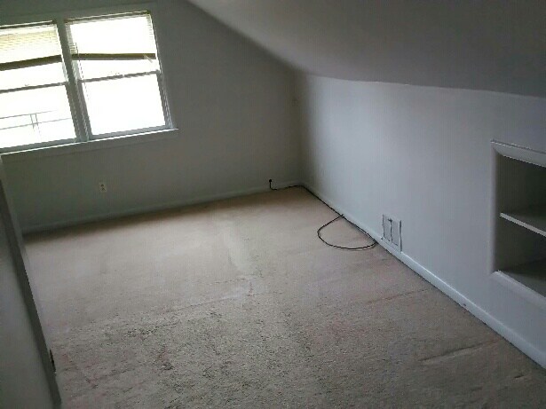Foto del edificio - 313 Merritt Ave