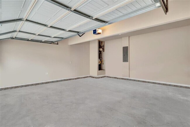 Building Photo - 3277 Veranda Way