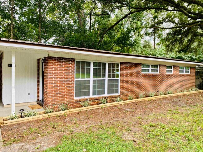 Foto del edificio - 1113 Buckingham Dr