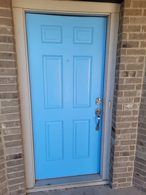 Building Photo - 3610 Batson Dr