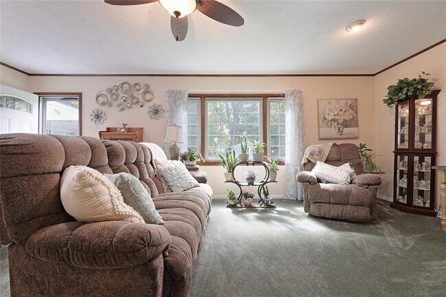 Foto del edificio - 4335 E Lake Rd