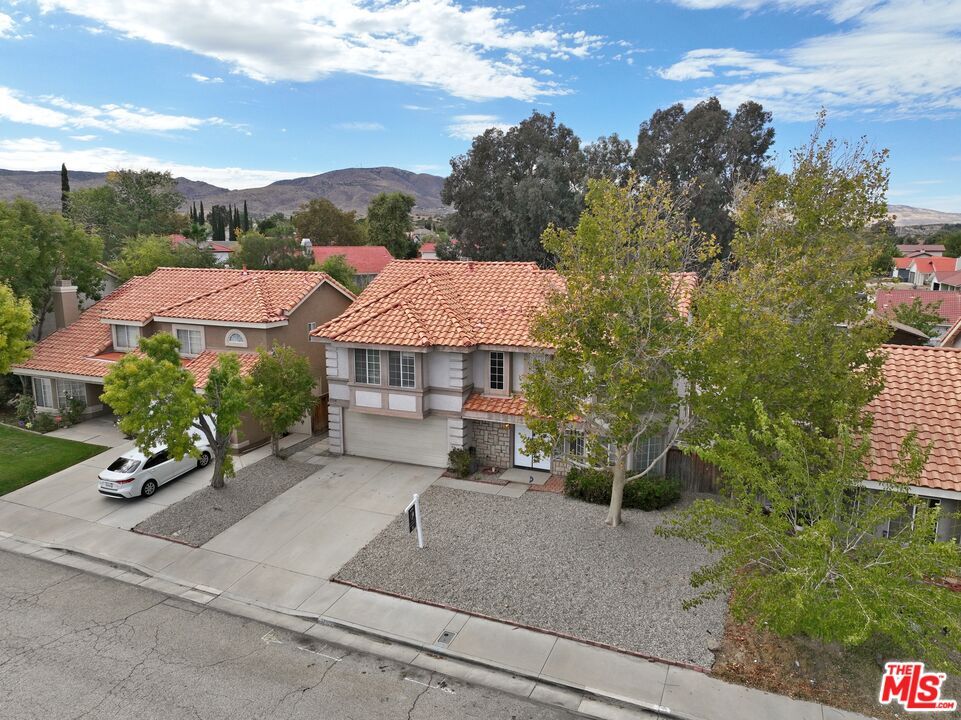 Foto principal - 37105 Zinnia St