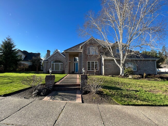 Building Photo - Paradise 4 Bed + 4 Bath Built on Two Lots ...