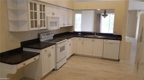 Foto del edificio - 5616 Greenwood Cir