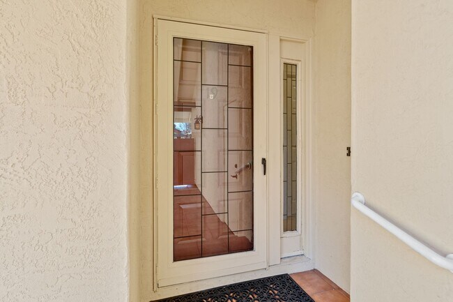 Building Photo - 2 bed 2.5 bath condo w/ bonus loft in 55+ ...