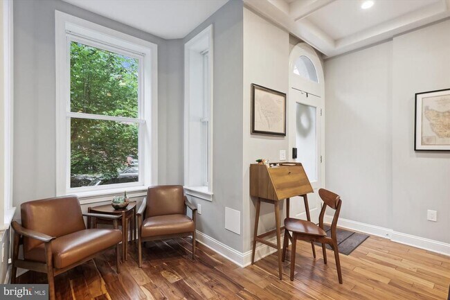 Foto del edificio - 141 T St NW