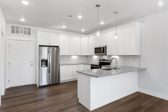 Building Photo - 2402 49th Avenue Ct