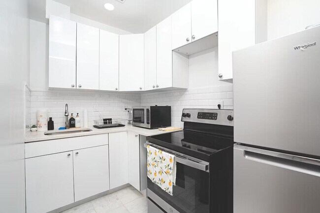 Foto del edificio - 1830 3rd Ave