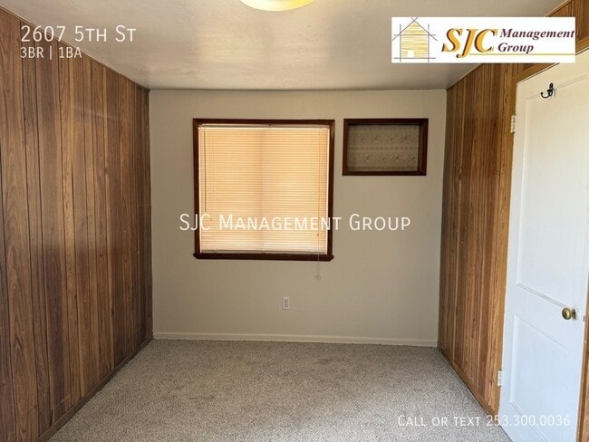Building Photo - 2607 5th St