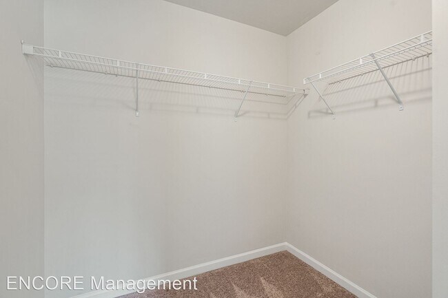 Foto del edificio - 3 br, 2 bath House - 5860 Taka Lane